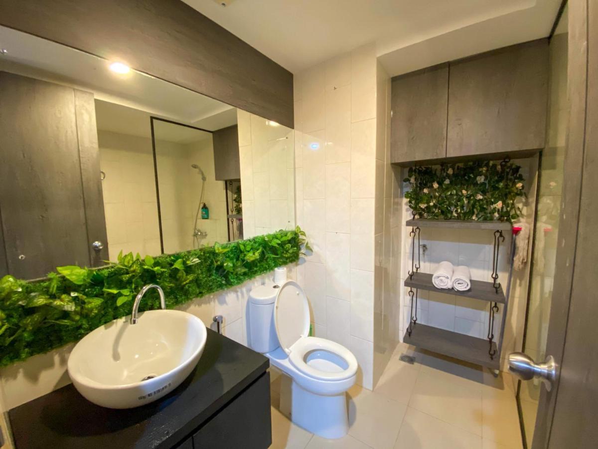 Lavenderbnb Room 8 At Mataram City Yogyakarta Esterno foto